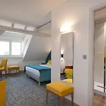 Aux Deux Clefs - Restaurant Groff Szálloda