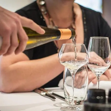 Aux Deux Clefs - Restaurant Groff Hotel