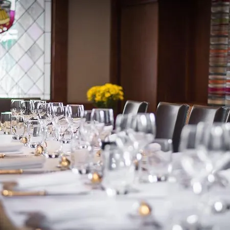 Aux Deux Clefs - Restaurant Groff Hotel Biesheim