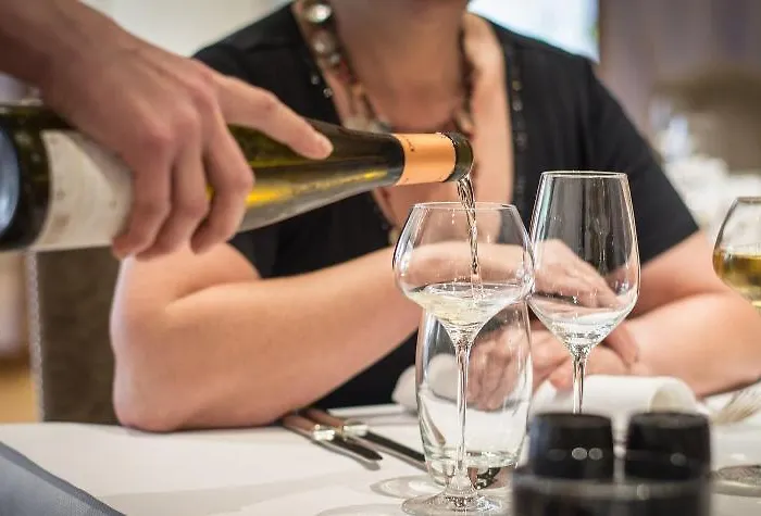 Aux Deux Clefs - Restaurant Groff Hotel