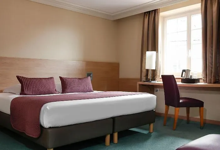 Hotel Aux Deux Clefs - Restaurant Groff 3*